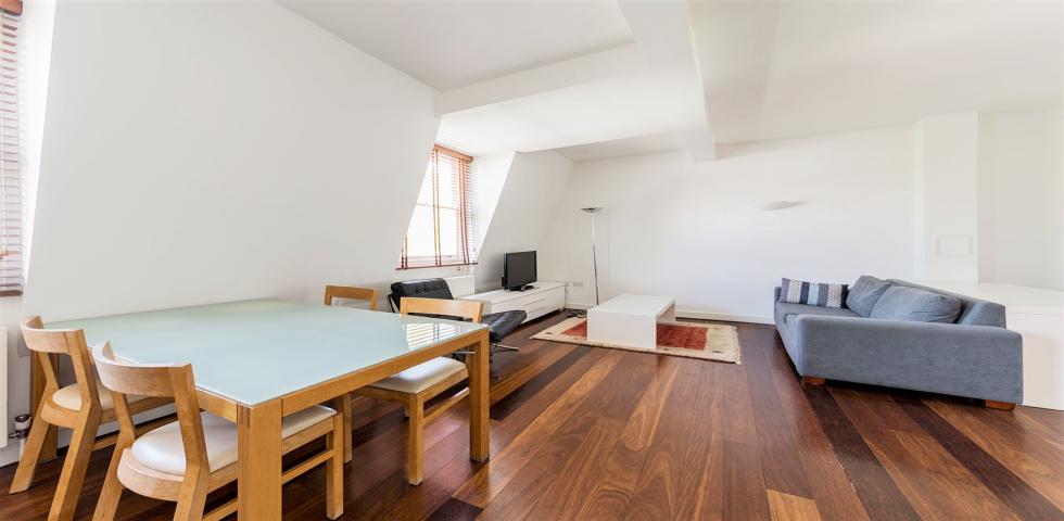 			1 Bedroom, 1 bath, 1 reception Flat			 Priory Road, WEST HAMPSTEAD
